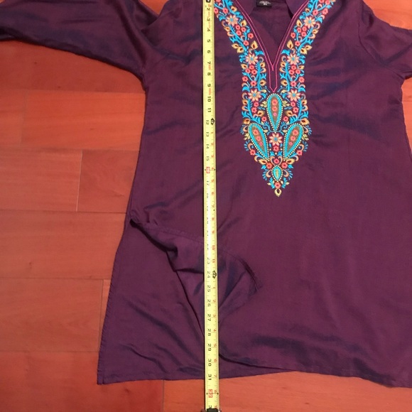 VL Collection Enterprises Pakistan Purple Embroidered Blouse - Picture 9 of 9